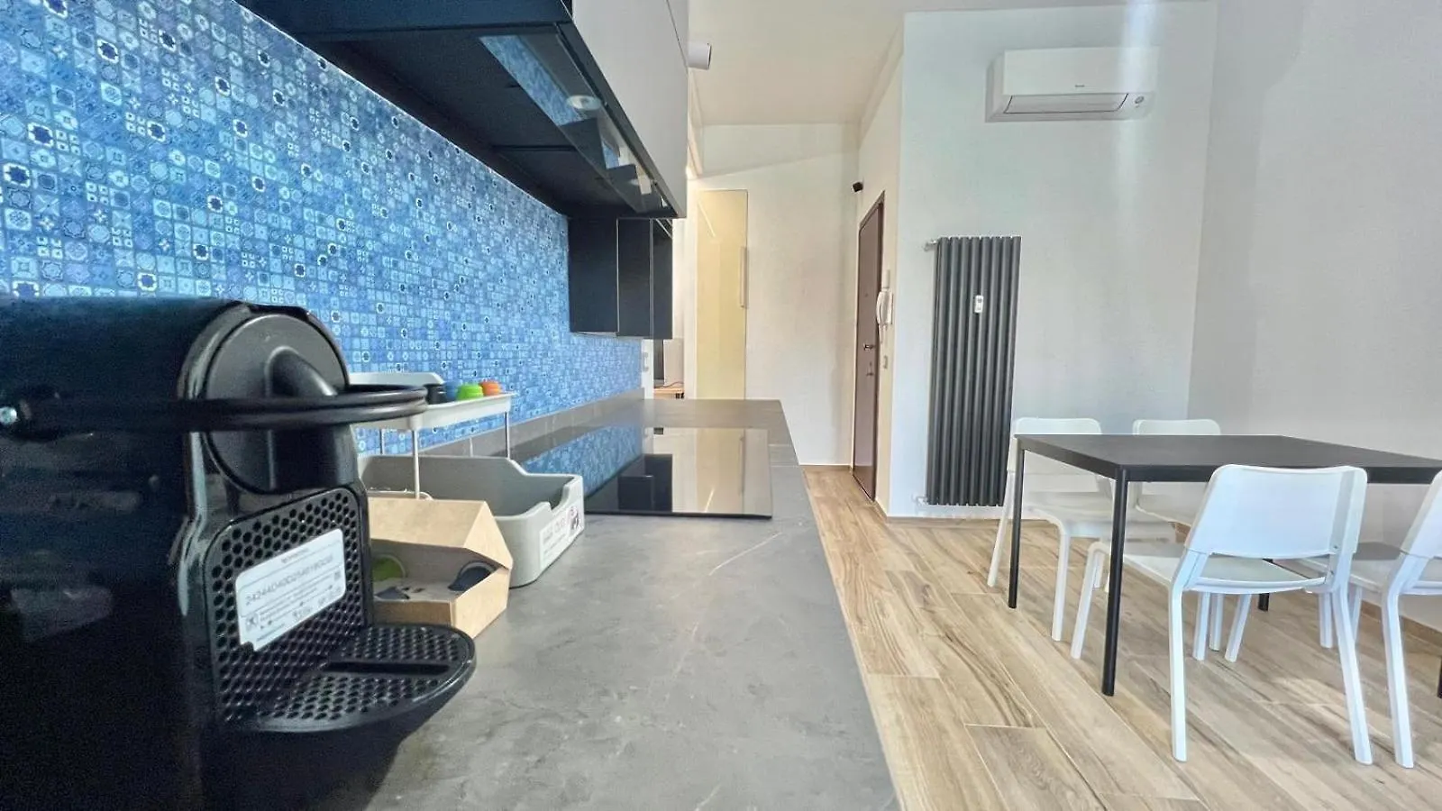 Torelli Home, Moderno E Confortevole, Nel Cuore Della Citta Di Milano, Con Balcone Vista Porta Garibaldi Milan